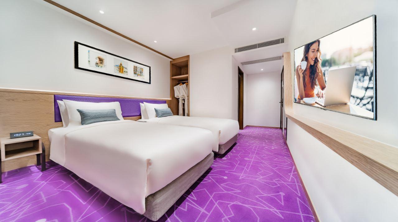 Mercure Piccadilly Hotel 4*